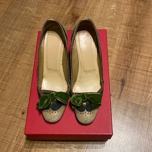 Valentino pumps with bows